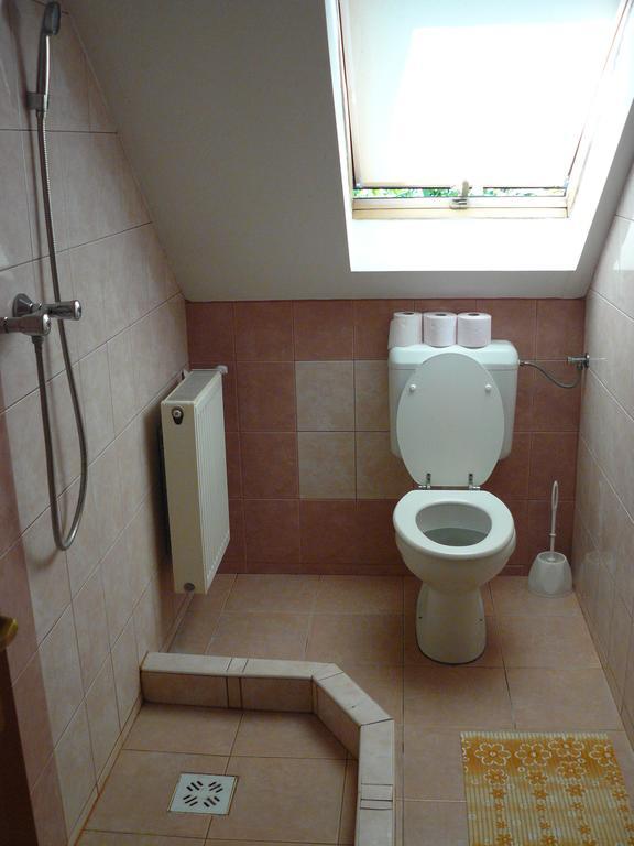 Hejo Apartman Miskolc Esterno foto
