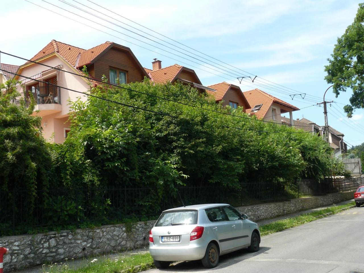 Hejo Apartman Miskolc Esterno foto
